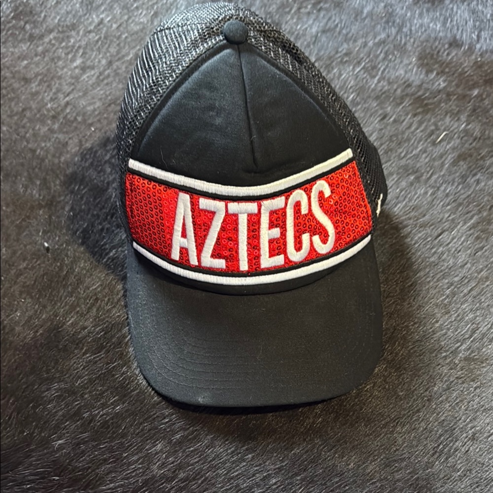 Aztecs Black and Red Mesh Cap